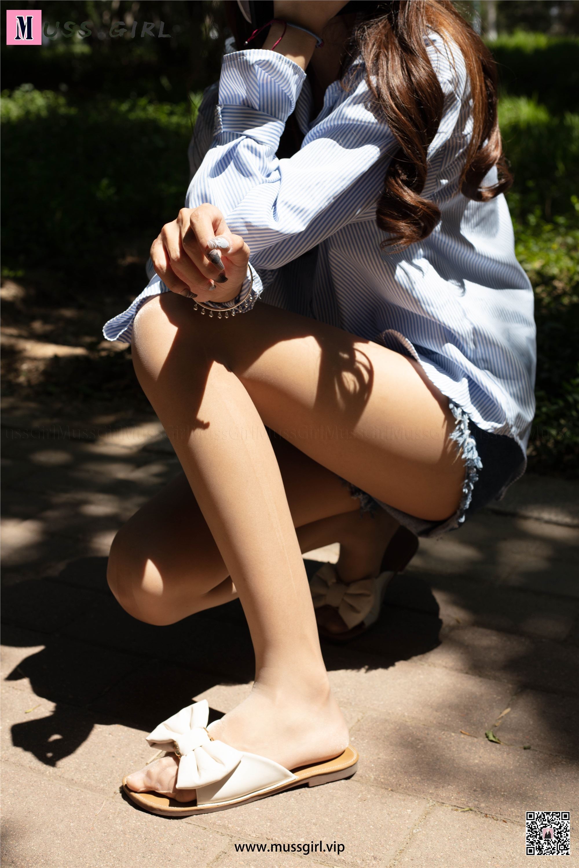 MussGirl慕丝女郎  NO.212 牛仔热裤肉丝美女2